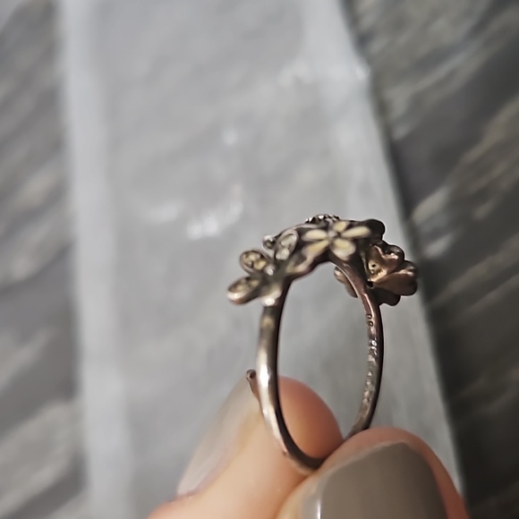 Pandora Shimmering Bouquet Silver Ring 5.5 - Picture 3 of 4